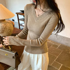 Crewneck Knit Top for Women, Slim Fit Long Sleeve Sweater