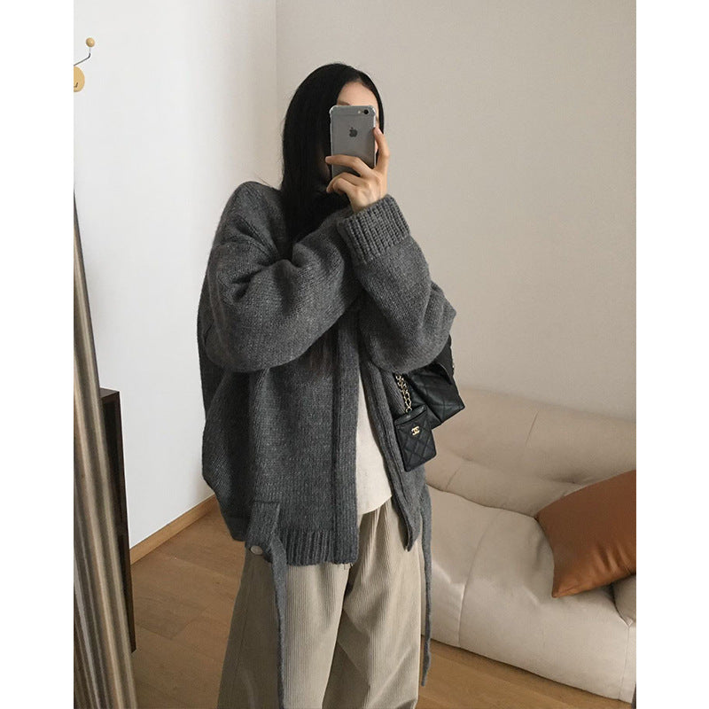 Stand up collar long sleeved sweater