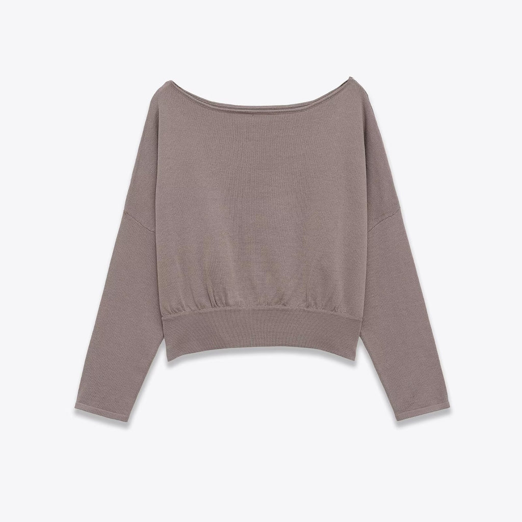 Casual soft long sleeved knitted sweater