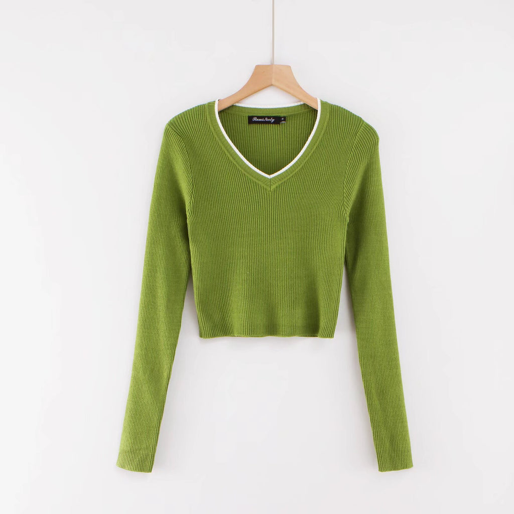 V-neck long sleeved top