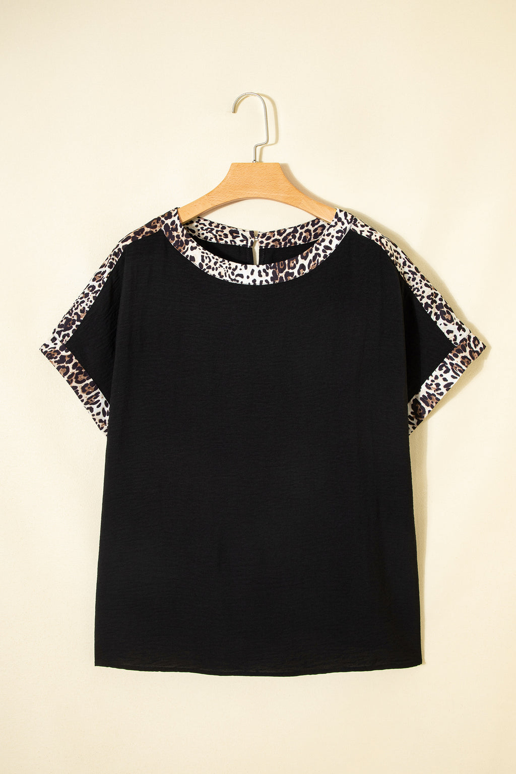 Black Plus Size Leopard Patchwork Round Neck Loose Tee