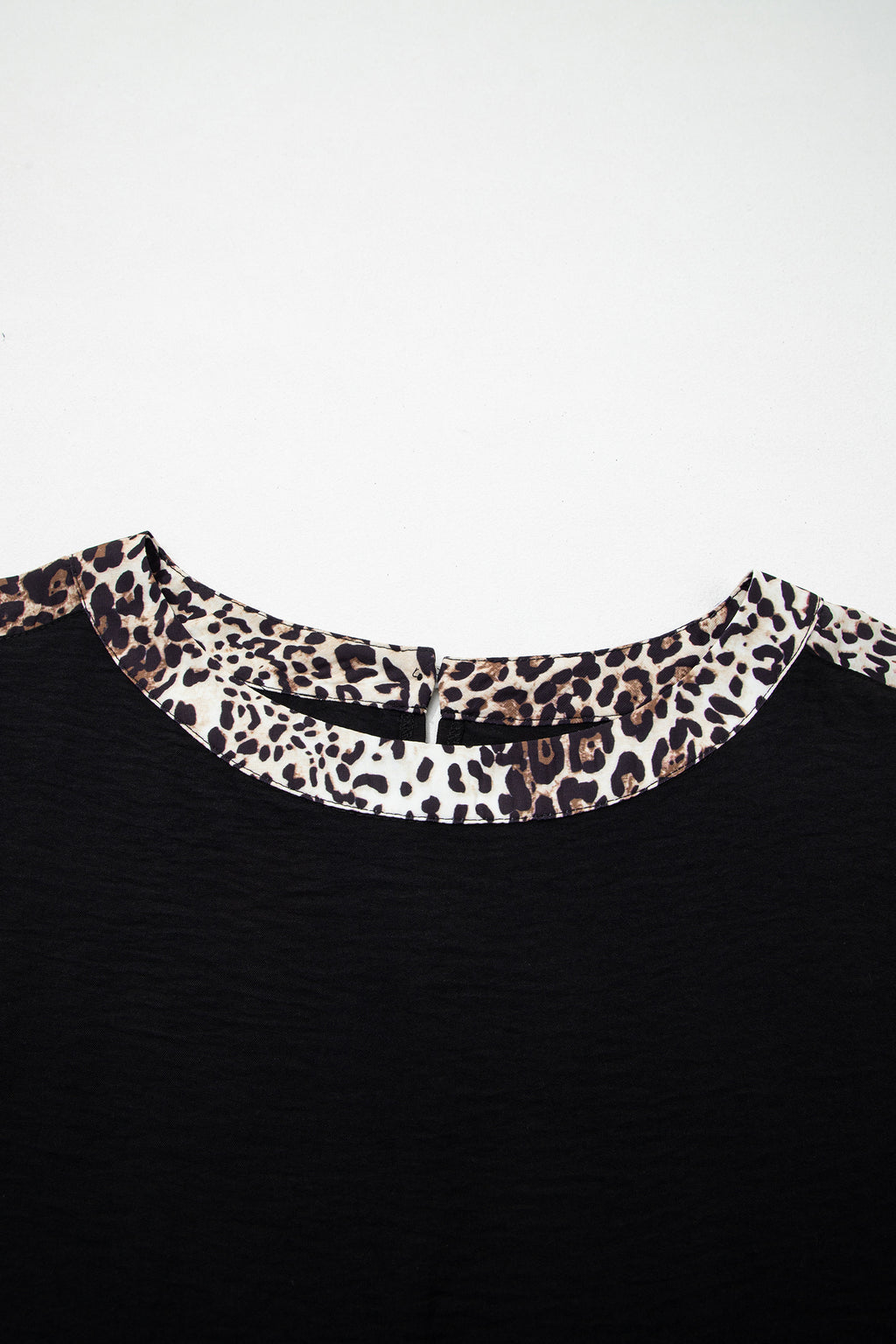 Black Plus Size Leopard Patchwork Round Neck Loose Tee