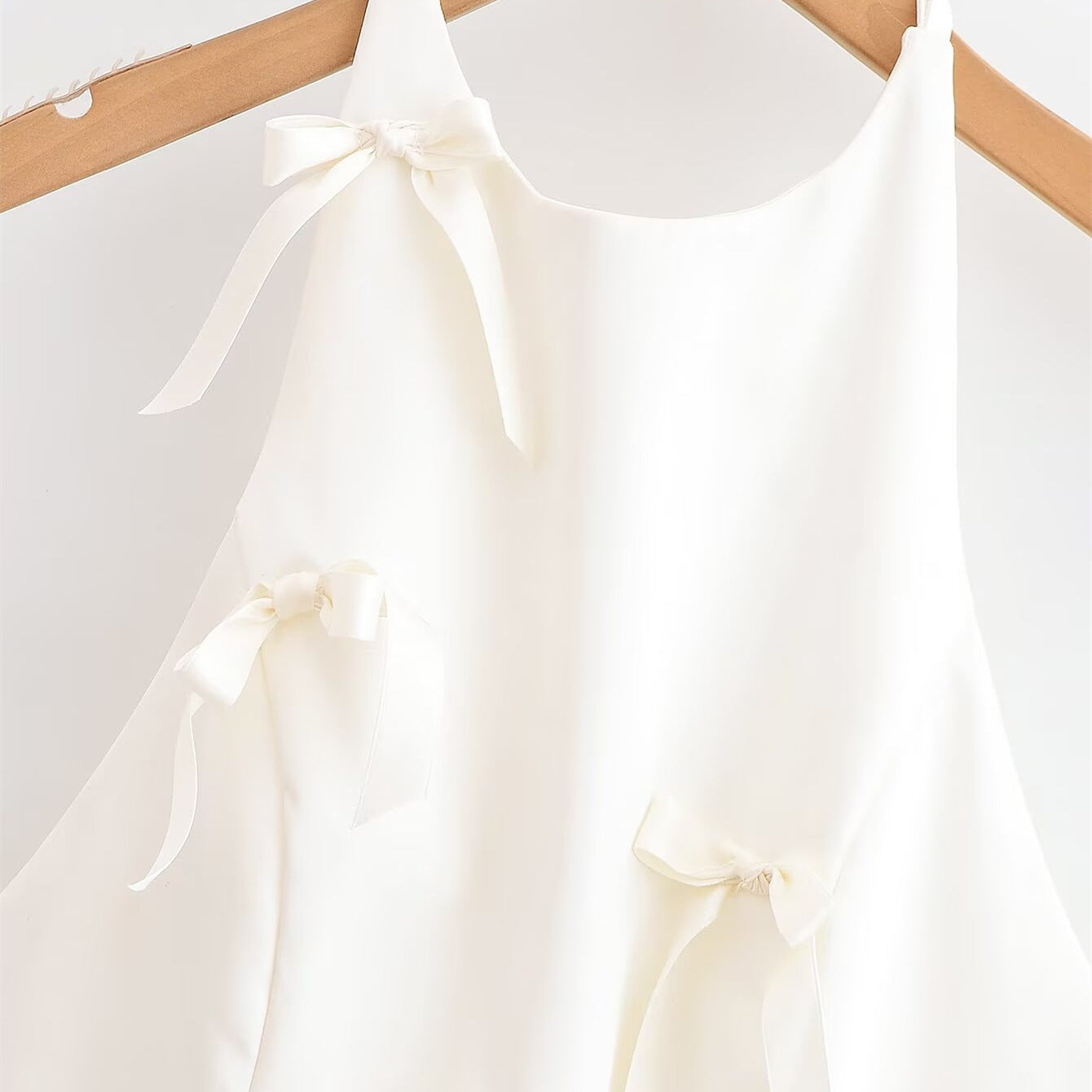 Spicy girl bow decoration hanging neck top