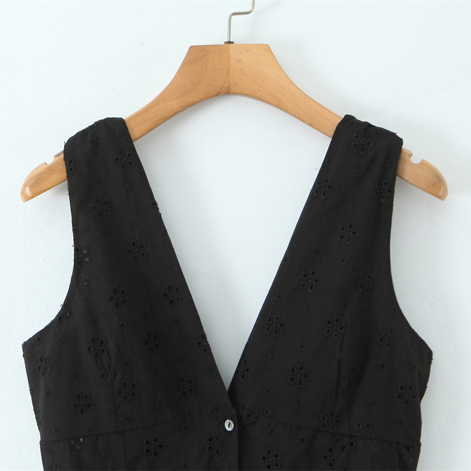 V-neck sleeveless waist slimming dress