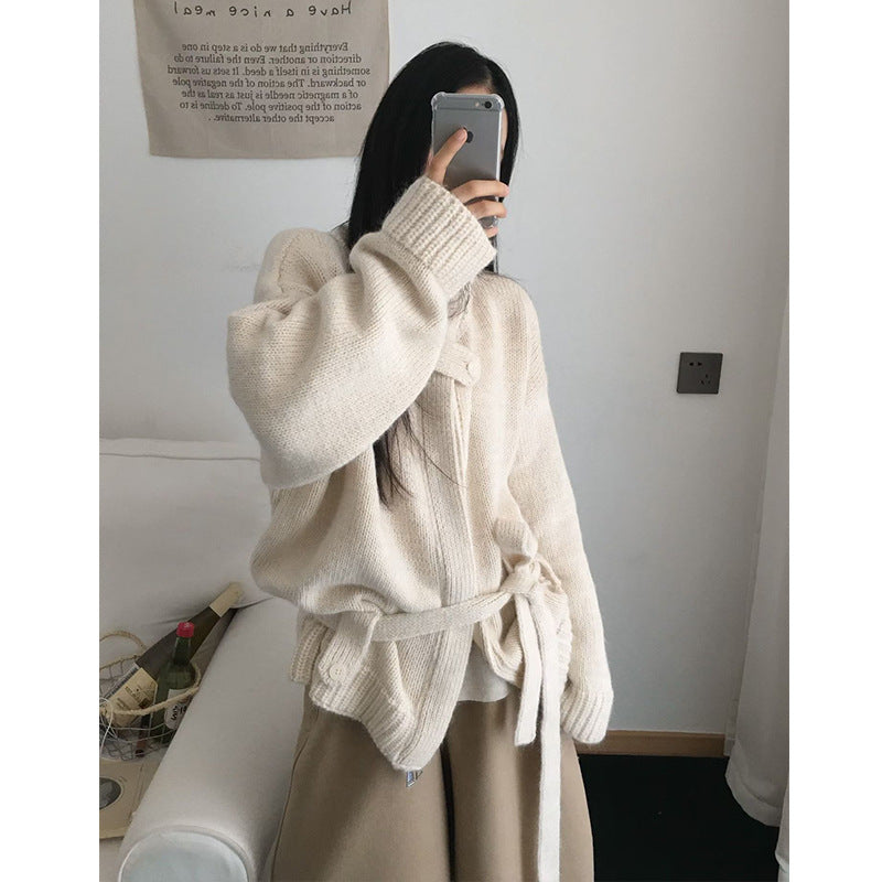 Stand up collar long sleeved sweater