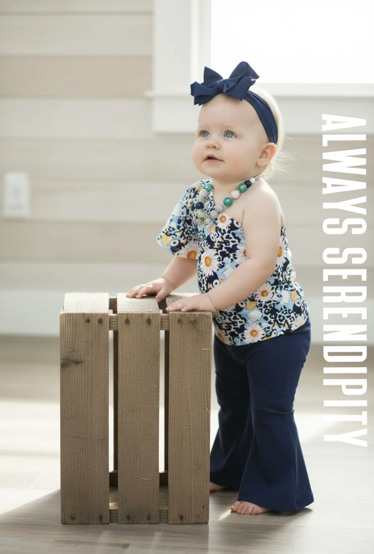 Blue Heeler Daisy Print Asymmetrical Top & High-Waisted Bells – Kids 2-Piece Boutique Set