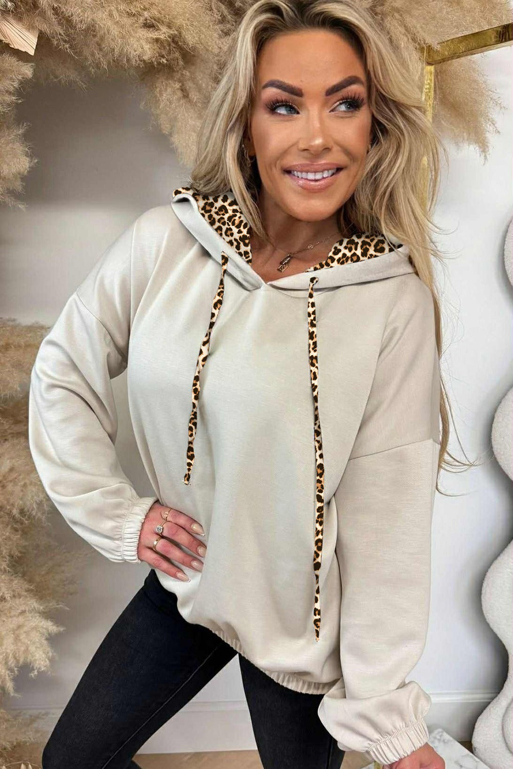 Jet Stream Leopard Contrast Drawstring Hood Drop Shoulder Loose Top
